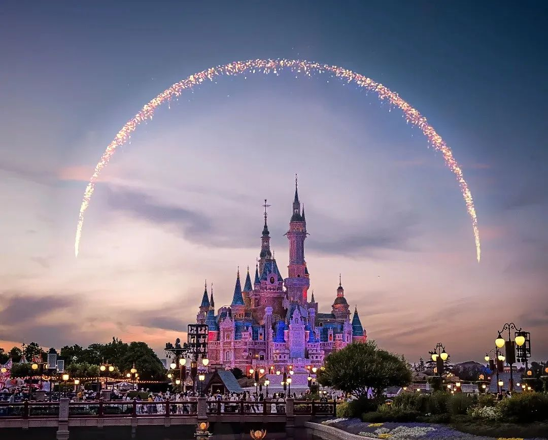 賽思×迪士尼 | 賽思時間同步服務(wù)器以微秒級精度為樂園構(gòu)建“安全神經(jīng)網(wǎng)”